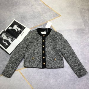 Celin 赛琳 经典粗尼金色纽扣外套 面料扎实有质感 金色交错编织给衣服整体添加了金属质感元素 亲肤性好 上身妥妥高级名媛气质1色码数Sml