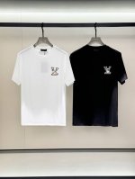 Louis Vuitton 路易威登，2025夏季最新款，专柜同步有售，原单狠货，时尚休闲圆领短袖T恤，上身很有特点！吸睛而有亮点，进口原版面料，顶级刺绣工艺字