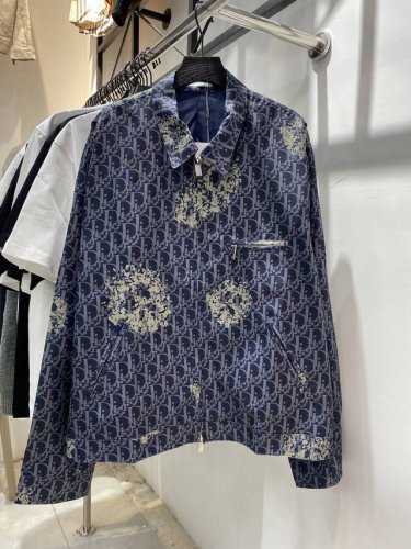 款号：Zmr32# Dior 迪奥全身满印满Logo花朵外套 周董周杰伦同款 搭配重工高端Logo印花工艺 采用460克加厚全棉 定制牛津感面料 手感非常舒服