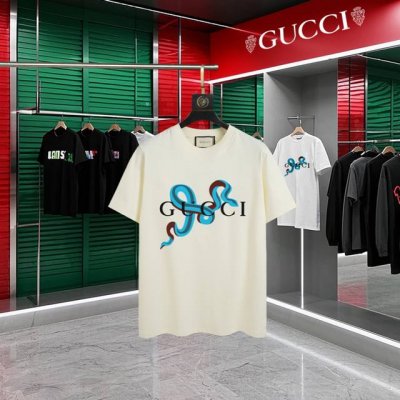 Gucci~古驰 2025新款高品质圆领短袖T恤 袖口车有进口绣花标 定制定染,手感非常舒服 超级百搭好看的一款短袖 三标齐全 非市场普通版本 随意对比 品质绝