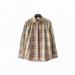 细节图 Burberry 衬衫经典Ss新款格子内织带袖口织带长袖条纹衬衫 面料采用双股80支梭织小斜纹面料，格纹对位，纱线定织定染， 每个独立的尺码都是定位裁片