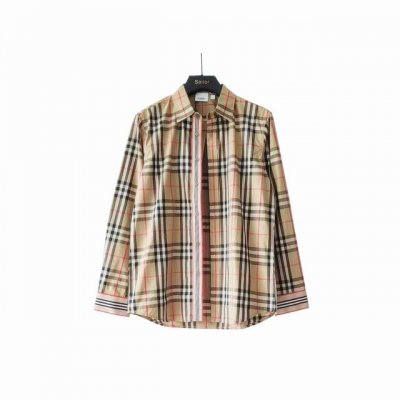 细节图 Burberry 衬衫经典Ss新款格子内织带袖口织带长袖条纹衬衫 面料采用双股80支梭织小斜纹面料，格纹对位，纱线定织定染， 每个独立的尺码都是定位裁片