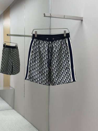 dior家 顶级版本 5S 春夏新款休闲短裤 定制面料 定制Logo ，舒适度极好，手触感强烈。辨识度极高 定制进口面料 做工精细 码数 M-3Xl