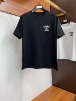 赛琳# 2025春夏新款首发专柜最新款短袖圆领T恤 高端订制 设计前卫时尚！品牌Logo重工艺设计 高端定制260克面料.手感柔软.穿着舒适.专柜级别精致车线.