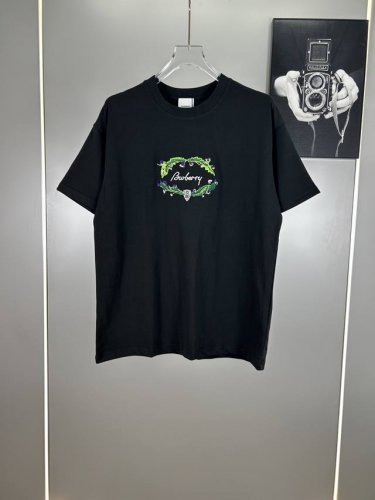 高端原版规格版本 巴宝莉 Bbr重工刺绣Logo短袖T恤男女时尚同款 2025Ss新款纯棉双纱 定制面料采用威化布织法，超高端针织工艺，版型紧致立体，顺滑，上身