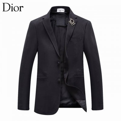 高版本 Dior 2025Ss欧洲专柜主打系列。男士修身西服 ，采用进口高端面料 ，面料超级牛逼上身潇洒大气 ，贵气十足！男神必备码数:M-Xxxl 下单请报身