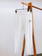 louisvuitton 路易威登 2025Ss早春新品 刺绣抽绳休闲裤 时尚系列，独特拼料设计，抽绳休闲裤 订纱开始订染和订纺。 国内某大厂出口日本 和供应几