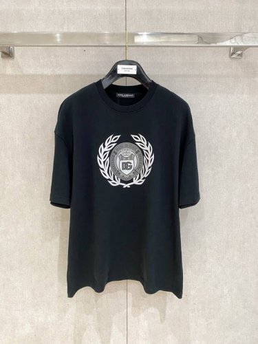 dolce&Gabbana 杜嘉班纳 -Dg 重磅推荐！Ss夏装新品 专柜在售 最新系列图案Logo短袖T恤 必须人手一件的节奏！ 进口顶极精梳棉面料，极为亲肤