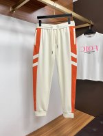迪奥 2025Ss夏季专柜新品同步上市。原单订制高品质时尚休闲裤。超级百搭款。独家定制-进口高端绵面料，手感细腻柔软，贴身舒适，上身超有型！原版定制专柜最新五金