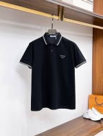 普拉达 2025Ss夏季新款字母Logo男士翻领polo衫！经典商务男款，高端男装的天花板级别的商务男款！简约时尚大气不失优雅，单穿内搭体面过人，品质控 细节控