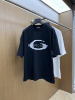 Bbg Ss夏装新品 专柜在售 最新系列图案Logo短袖T恤 必须人手一件的节奏！ 进口顶极精梳棉面料，极为亲肤舒适 摸上去非常的细腻，质感很好，完美体现立体感