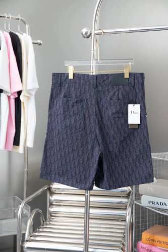 顶级复刻 Dior 迪奥Ss24夏季新款 全身提花字母Logo 定制皮标休闲短裤 官网同步 男女同款 面料：原版一致面料， 顶级复刻 辅料：三标齐全，开模定制