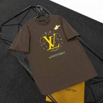 Louis Vuitton路易威登 25款高版本 面料采用300克高密度纯棉 不变形 不缩水 三标齐全 男女同款 工艺： 印花烫钻工艺 颜色：白色 棕色 黑色
