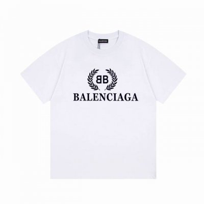 Balenciaga 巴黎世家经典麦穗短袖， 品质升级，精致做工，手感柔软，充满了复古工艺还拥有厚实的手感，标志性的图标，独有的辨识度。高克重纯棉质感一流！男女