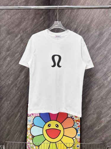 Lulu发泡字母标志圆领短袖 Lululemon官网Zp同步新款T恤 面料采用32支双纱280克高克重纯棉面料 同缸定织定染原版同色螺纹 进口机器直喷发泡植绒印