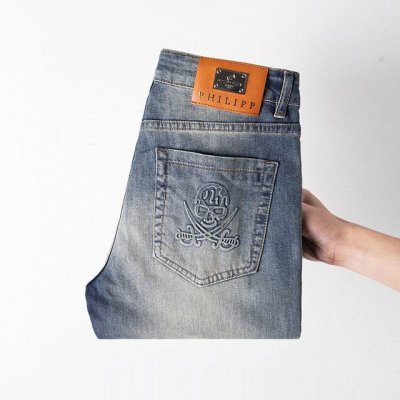 精品大牌Pp男装牛仔裤夏季薄款弹力修身小脚裤长裤潮流时尚款式精美，修身显瘦剪裁修饰腿部线条 ，高档五金配件尽显奢华气质。码数28–38。有35。