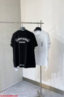 L257 Kl克罗心日本限定Tee 面料采用26织 克全棉材质 印花采用胶浆手工印花 定制辅料 面料舒适亲肤无异感， 定制定染面料，纺织密度高， 垂感佳，不易变