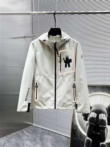 蒙口 Moncler 2025春季新款 连帽 夹克 外套，高端版本！专柜定制面料 透气舒适度高，细节无可挑剔，品牌元素设计理念，体现高品质。手感细腻柔软！呈现休