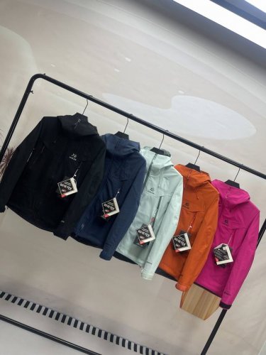 凯乐石Kailas Mont-X 系列 运动户外全天候硬壳专业防水防风透气登山冲锋衣外套 男女同款 热度款 一件难求！凯乐石Mont X，为应对极端突变天气而生
