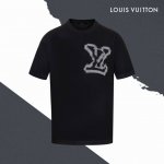 款号Sl173 lv路易威登前后蜂窝孔大标针织短袖 男女同款 三标齐全 区别市场通货 随意对比 采用精棉编织纱线380克毛织面料 前后进口机批满印细节编制而成