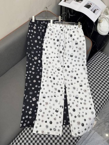 chane* 25Ss新款阔腿裤 图案碎花印花面料 时尚大方 两色三码Sml