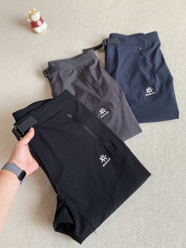 老驴必备！Kailas 凯乐石 Cordura耐磨快干户外防泼登山徒步裤。Cordura裤子轻薄、耐磨、高度透气，吸湿排汗！透气舒适，活动自如。以其出色的多功能