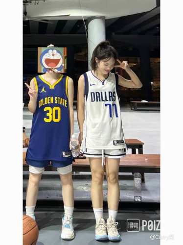 70 款号：S00030 顶级刺绣版本 Nba Golden State Warriors Stephen Curry Jersey带广告标 23赛季Nike