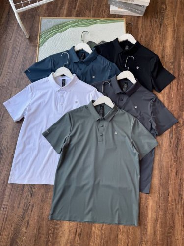 夏日救星！男士露露polo衫，运动通勤全能王。 还在为夏日汗湿衣背而烦恼？男士露露polo衫，堪称速干界的尖子生，采用高科技速干面料，锦超密小方格。能快速吸湿排