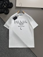 p100 Prada 2025最新款印花短袖，高品质专柜原单短袖，顶级制作工艺进口面料，专柜款优质胶印印花设计，采用进口高端订制260克双纱面料，进口丝线手感一