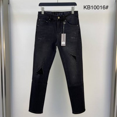 Dior2025春夏新款 原单狠货牛仔裤，原版五金皮牌 ！版型超正.修身不紧身，超级有范，原版定制水洗牛仔面料，原版五金辅料开模！上身帅气十足！码数：29-36