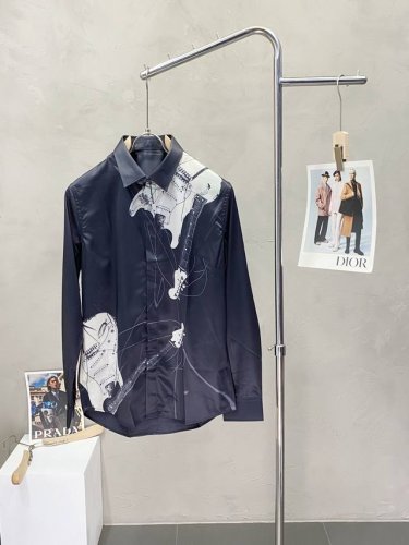 y-3山本耀司独家专供新款男士休闲衬衫 高端定制 高端版本 时尚百搭爆款进口面料 手感超柔软细腻 穿着亲肤舒适 高端精品 代工厂P精细做工 上身非常赞 男士必备