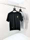 Gucci。2025春夏新品时尚圆领短袖高级定制百搭款式！更有实用感 任何人都可以轻松驾驭 采用莫代尔氨纶面料制作，奢华经典品牌Logo设计，H非常显档次懂货的