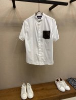 lv、驴家私人定制款立领衬衫！未对外公开发售系列！市场独家首发！精棉加真丝混纺面料，无论从亮光还是着装都透露着高贵的气质！独特定制绣花立领暗色菱格更加高贵！无论