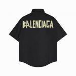 款号341 balenciaga巴黎世家23Ss新款黄色胶带衬衫短袖 定制府绸面料 正面净版设计 后背胶带艺术字母标语采用柯式烫画高温热压而成 衬衫与短袖的印花