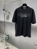 Bbr 2025夏季最新款，时尚休闲圆领短袖T恤，上身很有特点！吸睛而有亮点，进口原版面料，顶级刺绣工艺字母图案装饰Logo，简单而不失时尚，经典大气，舒适透气