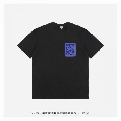 loewe 罗意威 24Ss 编织花标假口袋刺绣短袖 甄选长绒棉纱 260G精纺高支重磅定织定染面料 裁前高温洗水定型 成品再洗柔 穿着感受亲肤棉柔 垂感自然