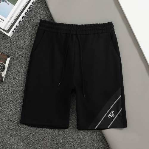 顶级复刻版本 Prada 普拉达25春夏新款 字母绣花 下摆三角织带拼接Logo标识 五分裤、高品质纯棉 面料、特别手感、超级质感 舒适柔软透气 休闲宽松版型