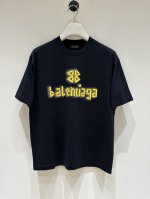 新品 T9- Bal时装款宽松版纯棉圆领短袖T恤，香港洋行渠道货，25年春夏新品，纯正血统品质，买手店里的人气热款，高级限量款！！独家售卖！！ 设计方面有着强烈