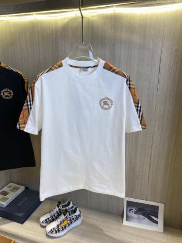 Burberry巴宝莉 2025Ss春夏高品质高克重索罗纳纯棉T恤，工艺品级别，重工工艺，尊享好货，车线做工符合精品要求，超级好搭配，品质及剪裁设计都堪称一流，