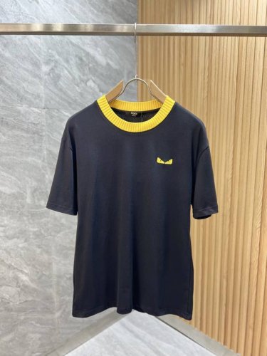 Fendi 芬迪 2025年春夏新品上新 三标齐全 圆领短袖T恤 好货不用过多介绍 看细节 专柜码数 M-Xxxl 175 140建议L