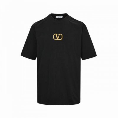 valentino 华伦天奴 Vltn 25Ss 金色Logo刺绣短袖 轻奢主义 男女日常通勤穿搭必备单品 正确版本 随意对比 详细特征 260克 % 纯棉双纱
