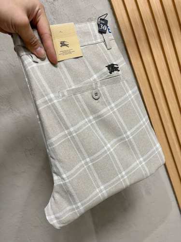 Burberry 巴宝莉 新款来袭2620春夏新款新品 专柜有售 实体店极品休闲裤专柜原版1:1好货，适合各个年龄段。市场最高版本的欧洲进口面料。舒适柔软亲肤，