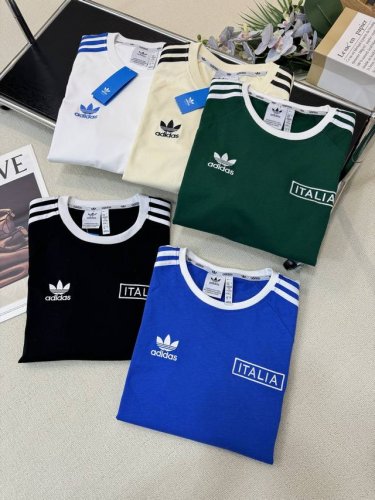 adidas 阿迪达斯 25Ss 三叶草三条杠标刺小标情侣短袖T恤 小红书热门爆款，明星网红同款穿搭，男女日常通勤穿搭必备单品！ 高品质260克高克重双纱面料，
