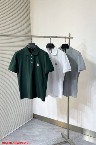 L515 Mo蒙口 25早春夏新款Olo短袖，这款Olo衫采用高端棉质珠地面料制成，胸前饰有蒙家标识贴片，贝壳纽扣刻有蒙家英文字母，原版开发，三标齐全，商务休闲