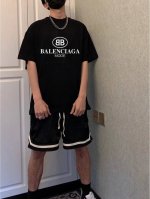 balenciaga巴黎世家Mode短袖半袖T恤 采用230G双纱100%精梳纯棉面料 螺纹定织定染无色差！采用过肩拉条工艺，百洗不变形！ -采用高端印花，百洗