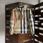 qiu Burberry 巴宝莉 2面穿 2025新款男士夹克外套，原单三标齐全高端版本呈现休闲裁剪，上身版型超赞 尺码：M-3Xl Di 码：肩宽 Cm 胸围