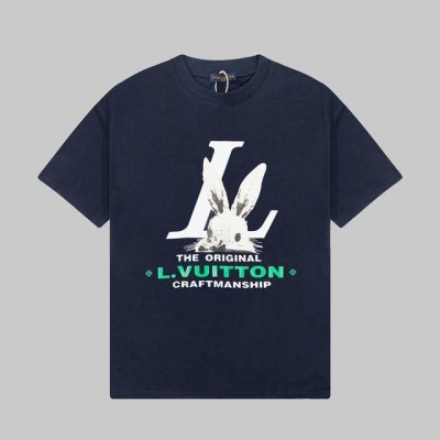 LOUIS VUITTON 路易威登 23ss兔年系列图案印花金典短袖T恤 定制240克同缸染面料 手感非常舒服 春夏最新砖柜同步 OS落肩版型 时尚又个性 超