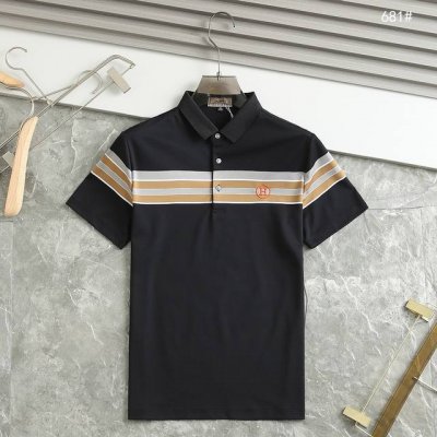 爱马仕-高端休闲系列 2025新品专柜休闲短袖polo衫 品牌最新元素Logo重工设计 无痕剪裁 进口80支的超高支纱棉 手感柔滑舒适 弹性佳 软软细腻 不易起