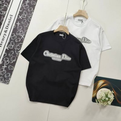 尺码S-Xl顶级版本 迪奥Christian Dior Cd 25Ss早春新款 母Logo夜光印花短袖 轻奢主义 男女日常通勤穿搭必备单品 正确版本 欢迎对比
