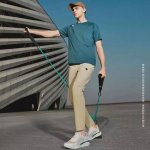模特细节图# descente 迪桑特25年夏季新品 男士户外休闲纯色运动速干长裤 非常经典耐看的一个款式 简约大气 不失格调 采用新品梭织速干面料 密度更高